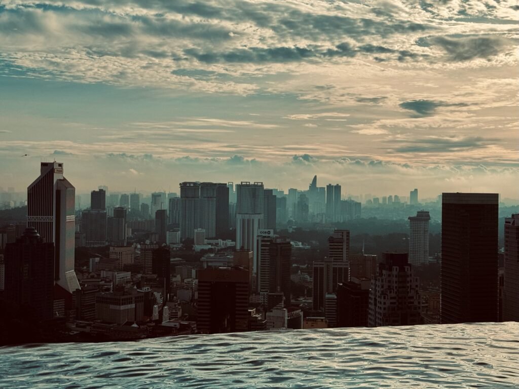 KUALA LUMPUS 4/1